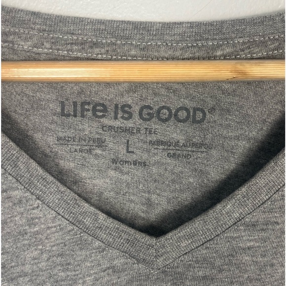 Life is Good. Women's Here Comes the Sun Crusher Vee Grey size large - Picture 2 of 5